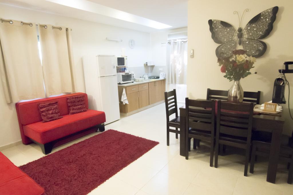Elimelech Bapardes She'ar Yashuv Exterior photo